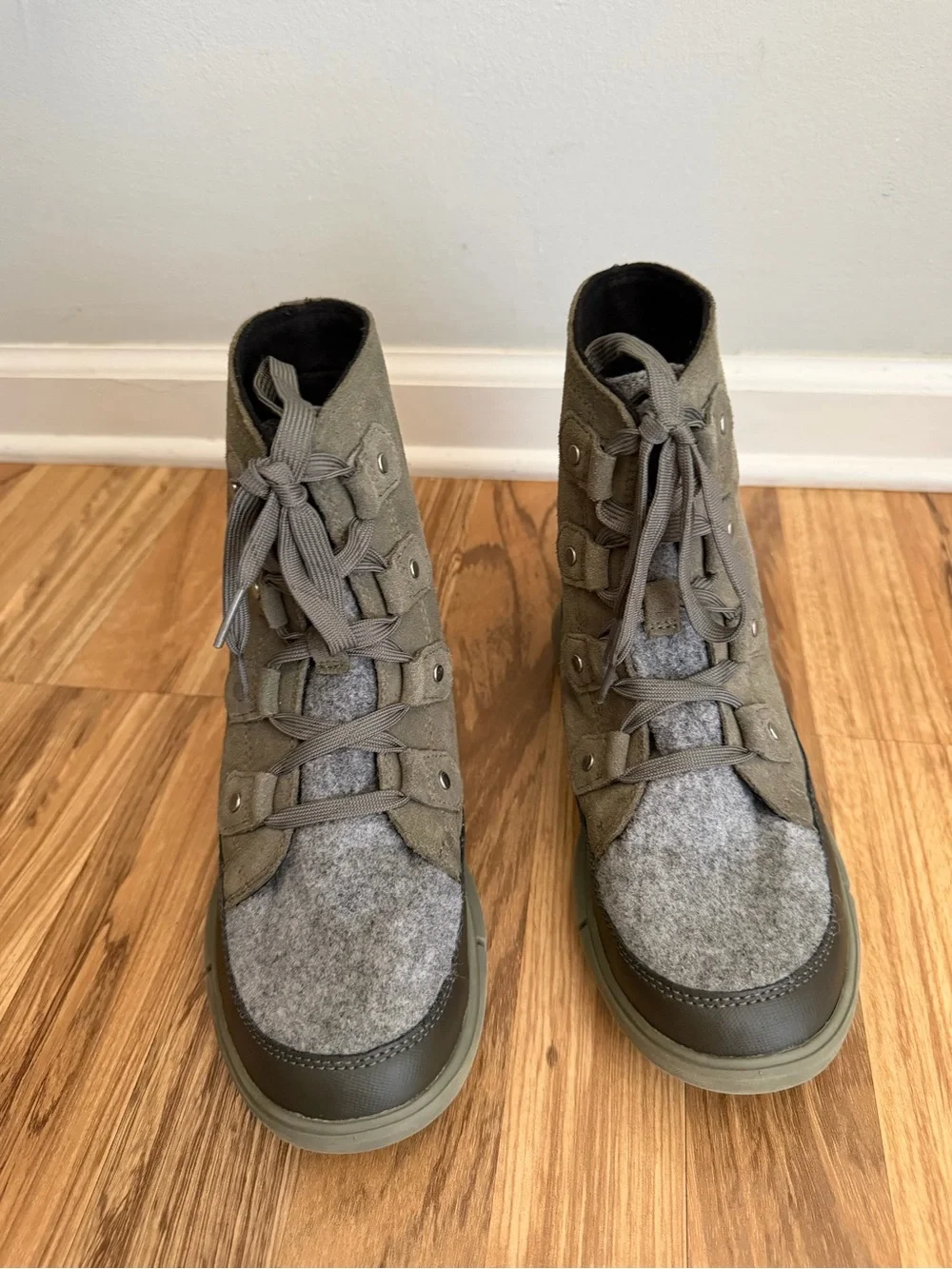 Sorel Women’s Explorer Nex Joan Waterproof Winter Boots Green Sz 7.5